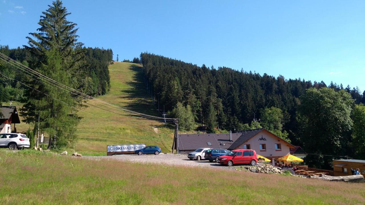 Chata Na Sjezdovce Malenovice  Kültér fotó